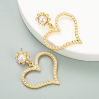New Fashion Heart-shaped Earrings main image 5