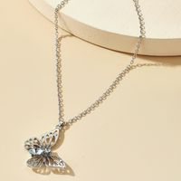 Einfache Butterfly Single Layer Silber Halskette main image 3