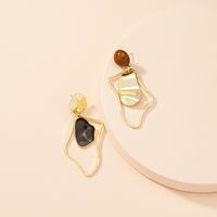 Retro Contrast Color Alloy Earrings Wholesale main image 5