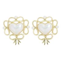 Korean Heart Alloy Inlaid Pearl Earrings main image 6