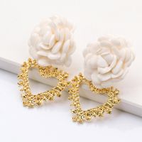Fashion Heart-shaped Flower Alloy Earrings Wholesale main image 5