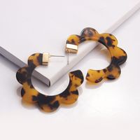 Fashion Petal-shaped Acrylic Stud Earrings main image 3