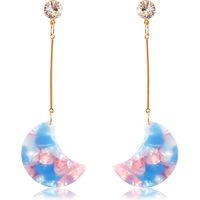 Fashion Moon Shaped Earrings main image 6