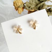 Korea Four-leaf Flower Earrings main image 1