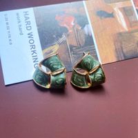 Retro Geometric Shell Bow Square Flower Earrings sku image 1