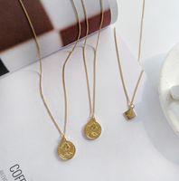 Fashion Round Pendent Necklace main image 2