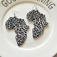 Retro Leopard Printing Wooden Geometric Earrings main image 4