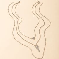 Einfache Silberne Dreilagige Halskette main image 5