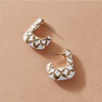 Fashion Gold Diamond Pattern Earrings main image 5