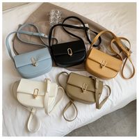 Fashion Solid Color Saddle Bag Wholesale main image 4