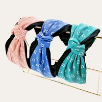 Korean Letter Contrast Color Knotted Headband main image 2