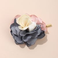 Fashion Contrast Color Flower Brooch main image 5