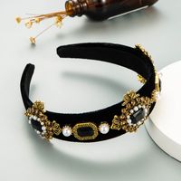 Baroque Pearl Rhinestones Wide-brimmed Flannel Headband main image 5