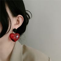 Retro Red Heart Stud Earrings main image 3