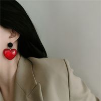 Retro Red Heart Stud Earrings main image 5