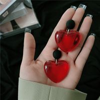 Retro Red Heart Stud Earrings main image 6