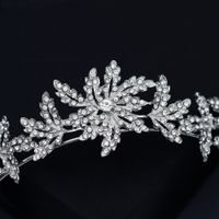 Fashion Crown Alloy Rhinestone Bridal Headband main image 5