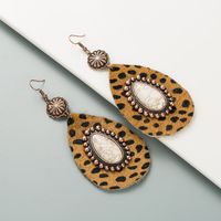 Exaggerated Drop-shaped Leather Leopard Earrings Alloy Inlaid White Turquoise Bronze Long Earrings main image 5