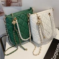 Fashion Embroidery Thread Rhombic Chain Shoulder Messenger Portable Bag Wholesale main image 1
