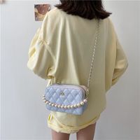 Fashion Pearl Rhomboid Embroidery Thread Shoulder Messenger Portable Bag Wholesale sku image 3
