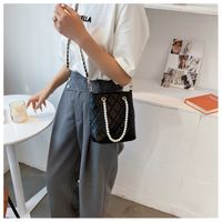 Fashion Embroidery Thread Rhombic Chain Shoulder Messenger Portable Bag Wholesale sku image 4