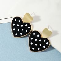 Retro Simple Polka Dot Peach Double Love Earrings sku image 2