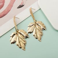 Fashion Maple Leaf Alloy Long Earrings Wholesale main image 1