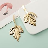Fashion Maple Leaf Alloy Long Earrings Wholesale main image 4