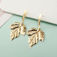 Fashion Maple Leaf Alloy Long Earrings Wholesale main image 5