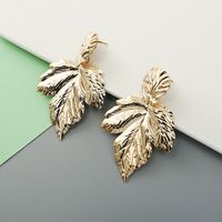 Simple Fashion Exaggerated Metal Leaf Alloy Earrings main image 3