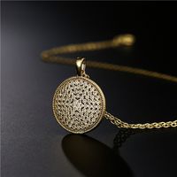 Fashion Golden Disc Geometric Copper Inlaid Zircon Necklace Wholesale main image 3