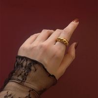 Fashion Croissant Pattern Alloy Open Ring main image 4