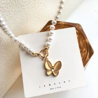 Fashion Butterfly Pearl Ot Buckle Alloy Necklace Wholesale main image 1