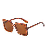 Neue Trendige Mode Sonnenbrille Im Einfachen Stil main image 3