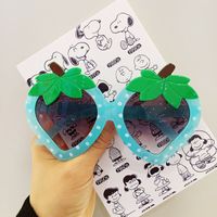 Cartoon Children's Strawberry Decorative Sunglasses sku image 1