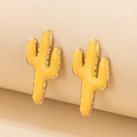 Korean Fashion Simple Cactus Earrings sku image 1