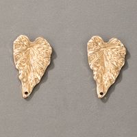New Exaggerated Golden Leaf Earrings main image 5