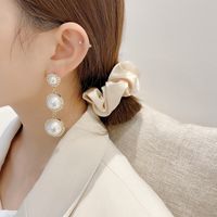 Fashion Circle Pearl Tassel Copper Earrings Wholesale main image 5