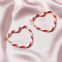 Fashion Contrast Color Heart-shaped Earrings main image 4