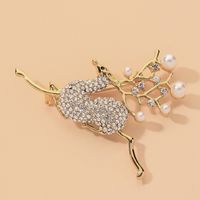 Cute Creative Pearl Rhinestone Deer Brooch sku image 1