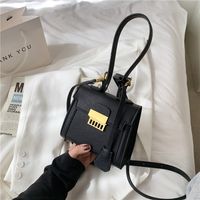 Fashion Messenger Shoulder Portable Bag sku image 6