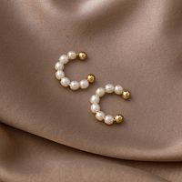 Pearl C-shaped Non-pierced Ear Clip main image 1