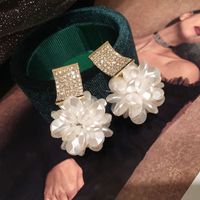 Fashion Diamond Resin White Flower Earrings main image 3