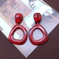 Boucles D&#39;oreilles En Résine Rouge Perle De Mode En Gros sku image 2