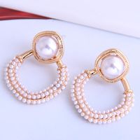 Korean Metal Concise Pearl Stud Earrings main image 3