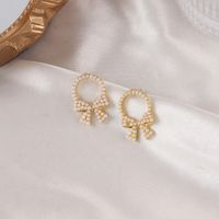 Simple Star Inlaid Pearl Alloy Earrings main image 1