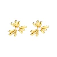 Fashion Flower Pearl Alloy Earrings Wholesale sku image 1