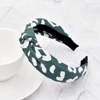 Fashion Spot Leopard Print Wide-brimmed Fabric Knotted Headband sku image 2