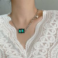 Mode Smaragd Herzform Legierung Halskette Großhandel main image 1