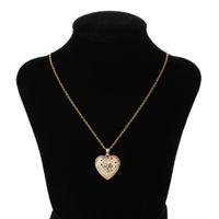 Collier Zircon Incrusté De Cuivre En Forme De Coeur En Gros main image 6